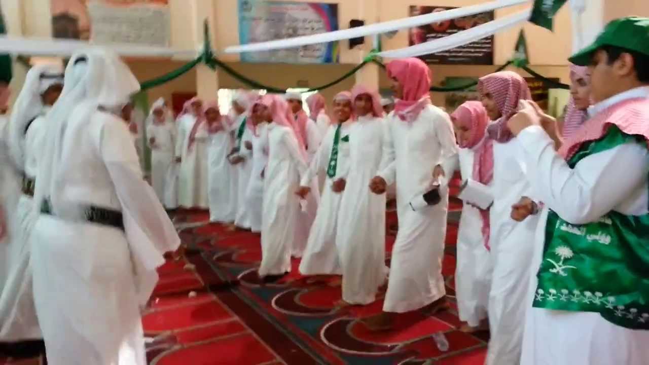 يوم الوطني في مدرسه ثانويه الفيصل بالطائف