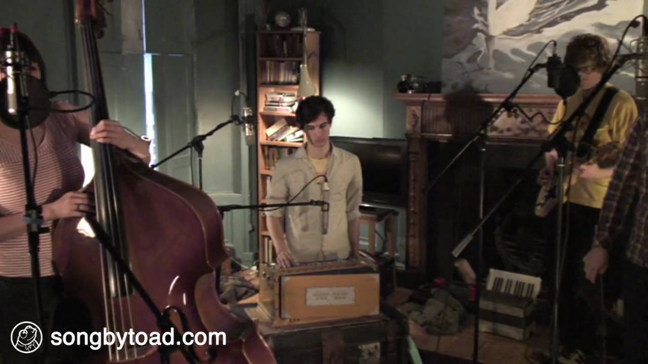 YouTubeでeagleowl - Laughter (Toad Session)を視聴 YouTubeでeagleowl - Laughter (Toad Session)を視聴