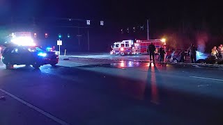 2 killed in crash near Mooresville after police chase