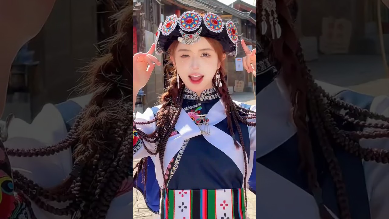 Beautiful Girls in Traditional Chinese Ethnic Minorities Dress | China Ethnic Group Clothing