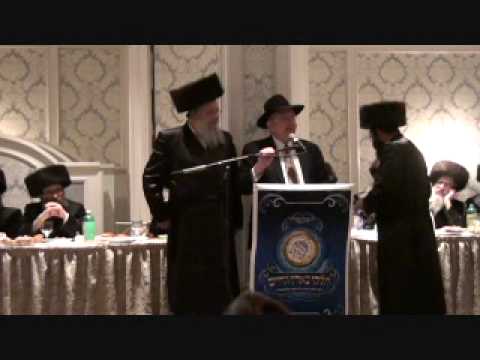 Council Candidate Lazar Tells Story of Reb Yoel of...