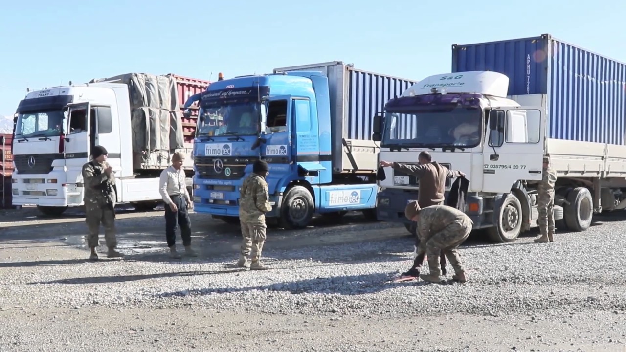 1CD RSSB Soldiers Conduct Force Protection Measures at NAT Yard on BAF