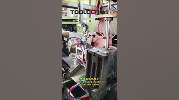 Blow molding machine take- out Robot whatsapp+8613554873532.#factory #factory #machine#manufacturing