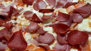 Pizza de Carnes frias