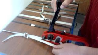 Páskování Vázací Páskou Pes Textilní A Drátěnými Sponami - Www.obalykredo.cz