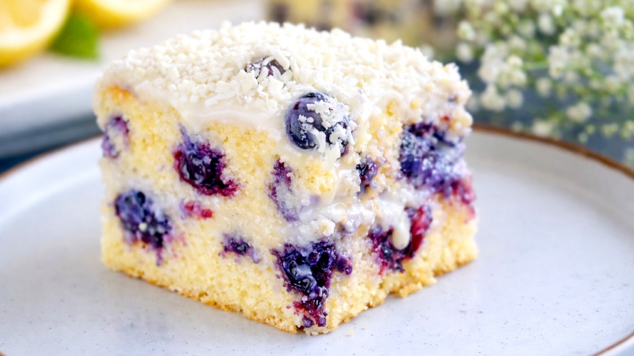 The Best Lemon Blueberry Cake – Soft, Moist & Easy Recipe