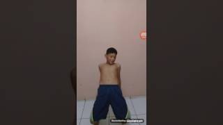 Japa Dançando No Pinho Do Romano