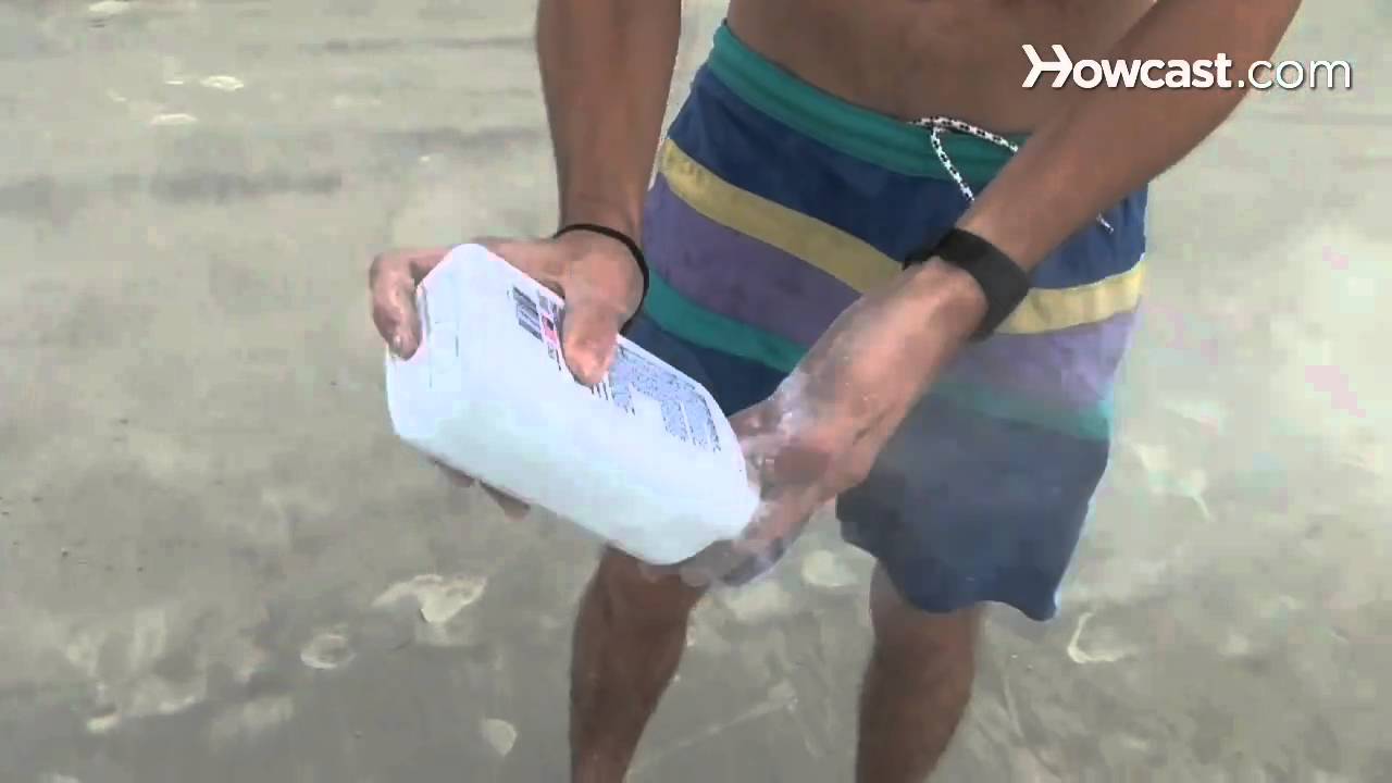 How To Get Sand Off Yourself At The Beach