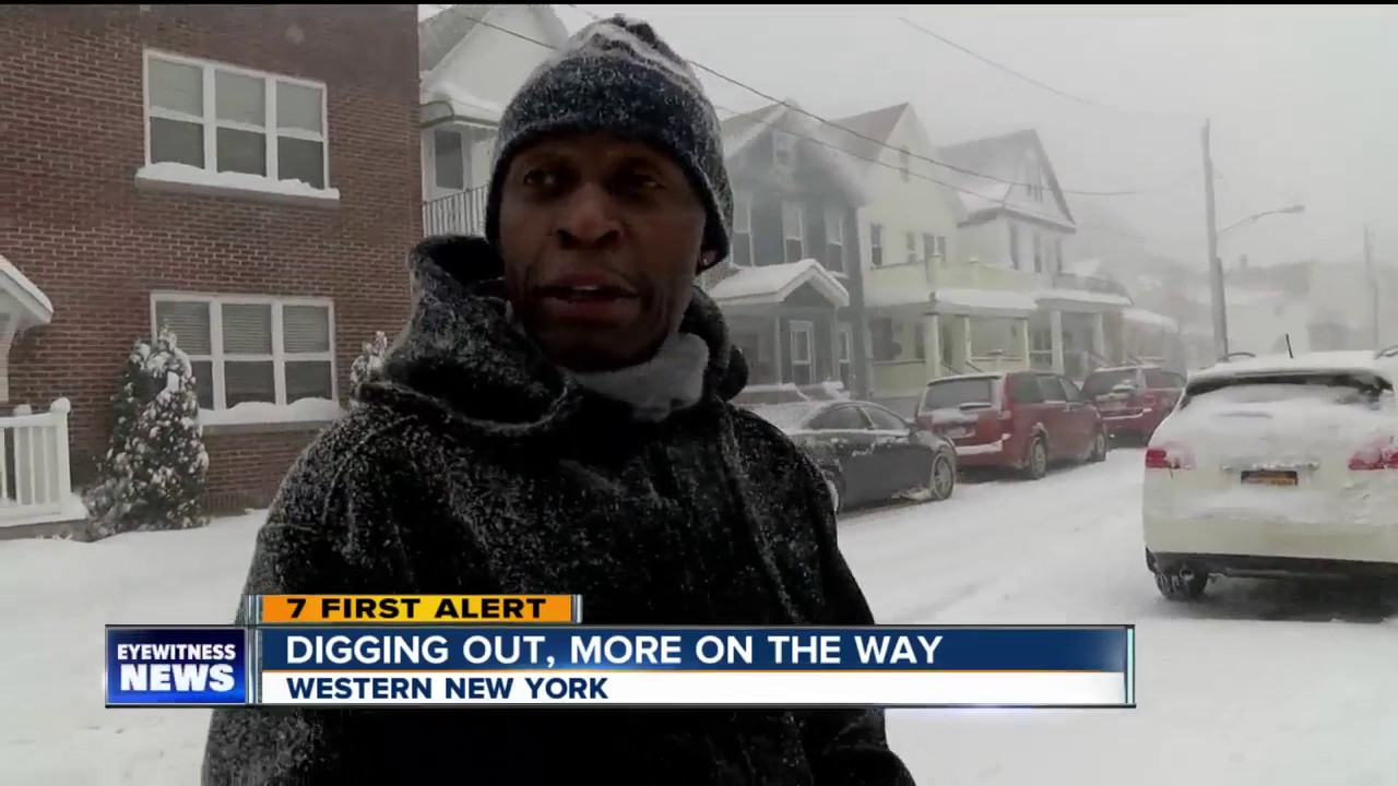 Digging out, more snow on the way - YouTube