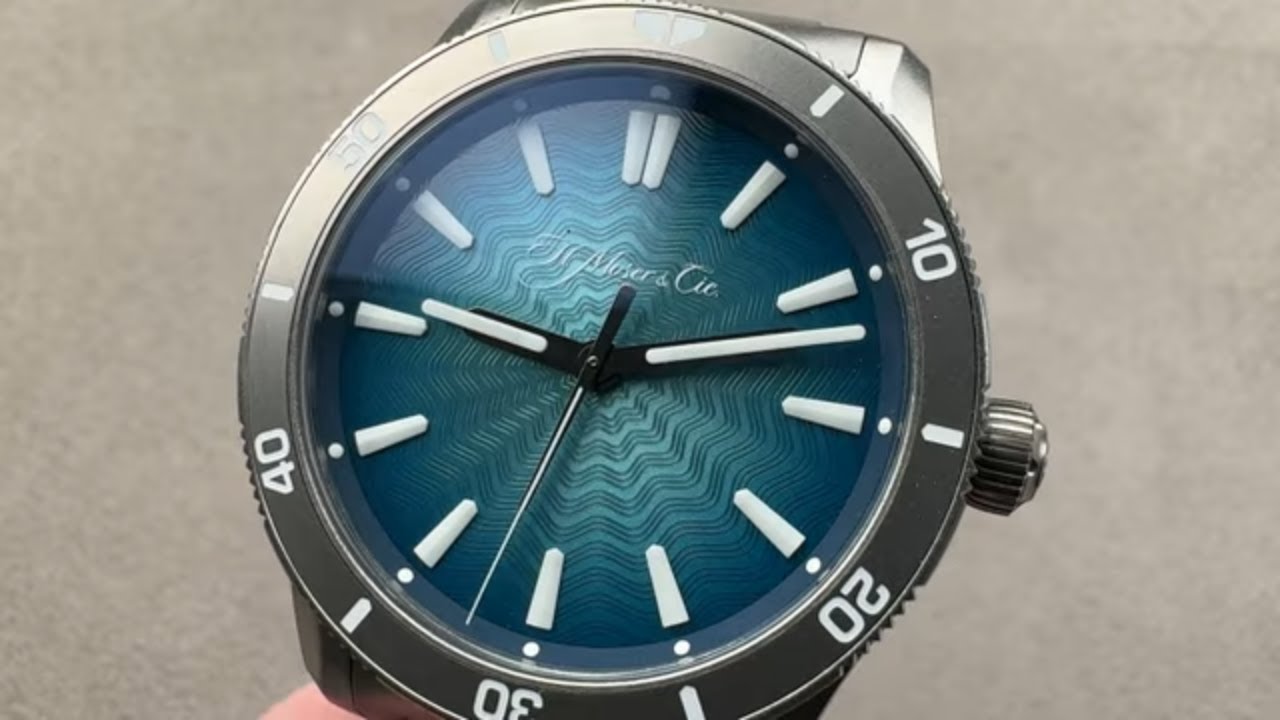 H. Moser & Cie x Azuki Pioneer Centre Seconds Water 3200-0503