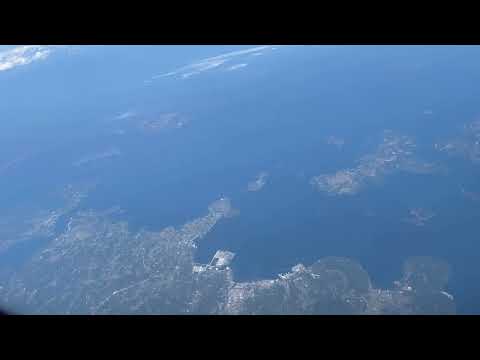 Tokyo to Guangzhou: A Quiet Flight Above the Clouds