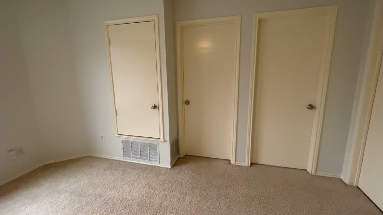 "8604 Piney Creek Bnd, Austin, TX 78745" 3 bedroom 2.5 baths House for