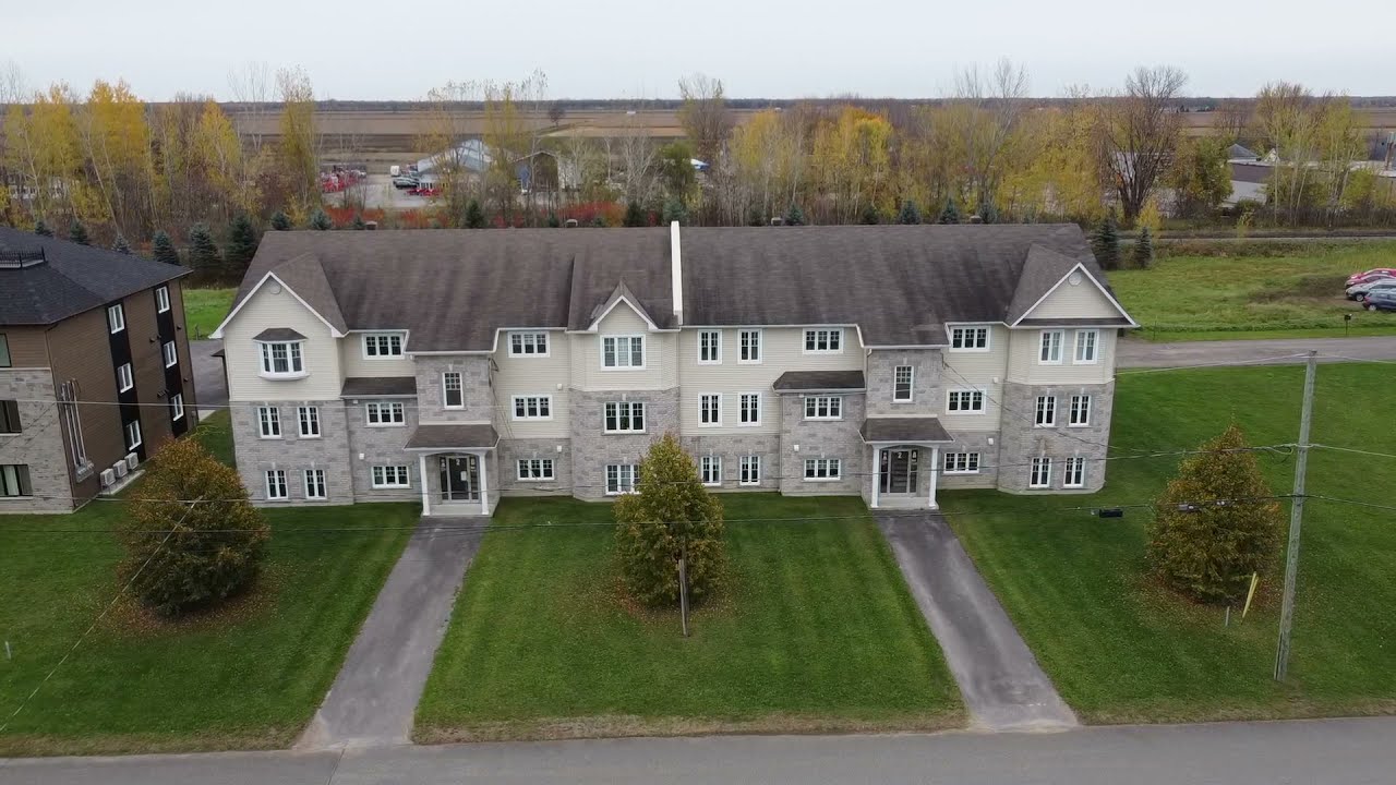 8 Rue Des Bâtisseurs 91560 Crosne 2 rue des Bâtisseurs, Maskinongé - YouTube