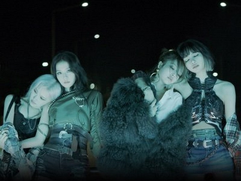 BLACKPINK TV Live Stream