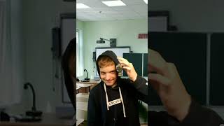 Типы одноклассников и сдача телефонов #shorts #школа