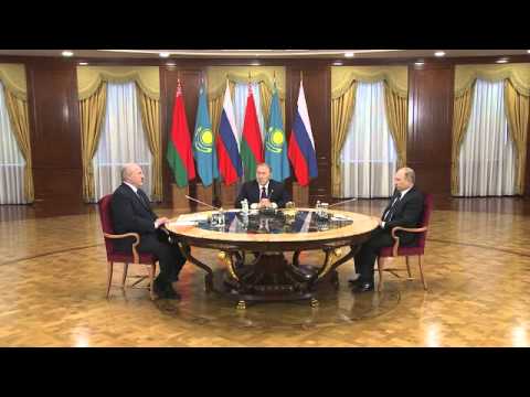 Александр Лукашенко на встрече президентов Беларуси, Казахстана и России в Астане