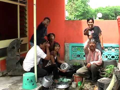 Bodos and the Blud - Prawan Rondo