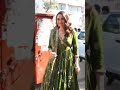 पति से तलाक के बाद करिश्मा कपूर अपने बच्चों को इस तरह पाल रही है ! #karishmakapoor #shorts