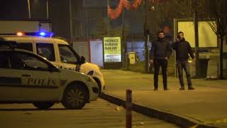 Otobüs Durağinda Şüpheli̇ Çanta