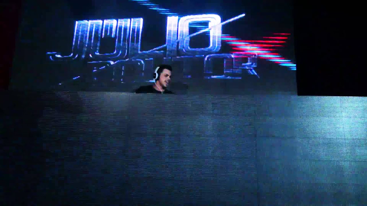 DJ Júlio Doutor playing "Break Freak (William Bhall Remix)" - DUKESA @ RJ