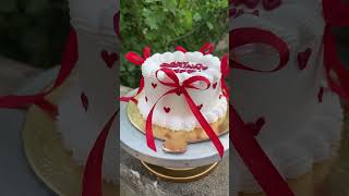 #vintage #anniversarycake #bakeing #oldies red and white combination cake bow cake