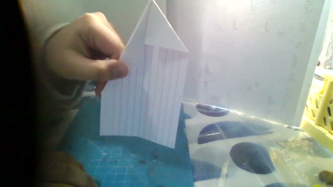 How to make a paper plane out of index cards