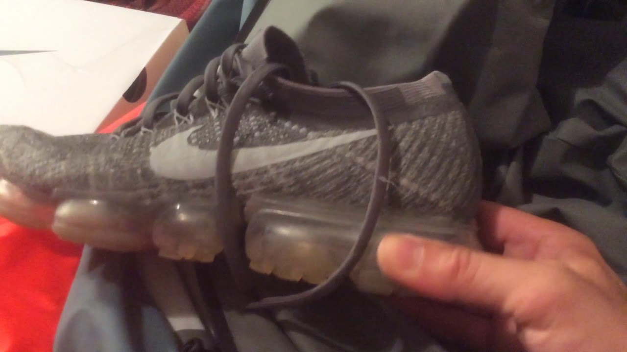 vapormax bubble yellowing