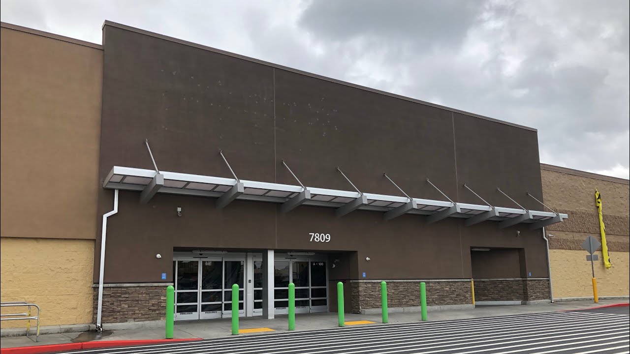 Abandoned Walmart Neighborhood Market (VANCOUVER PLAZA) Vancouver, WA