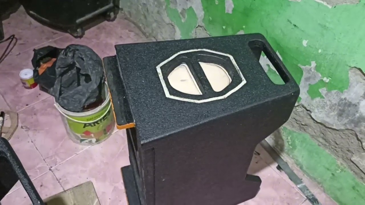 Proses akhir pembuatan box speaker line array 10 inch