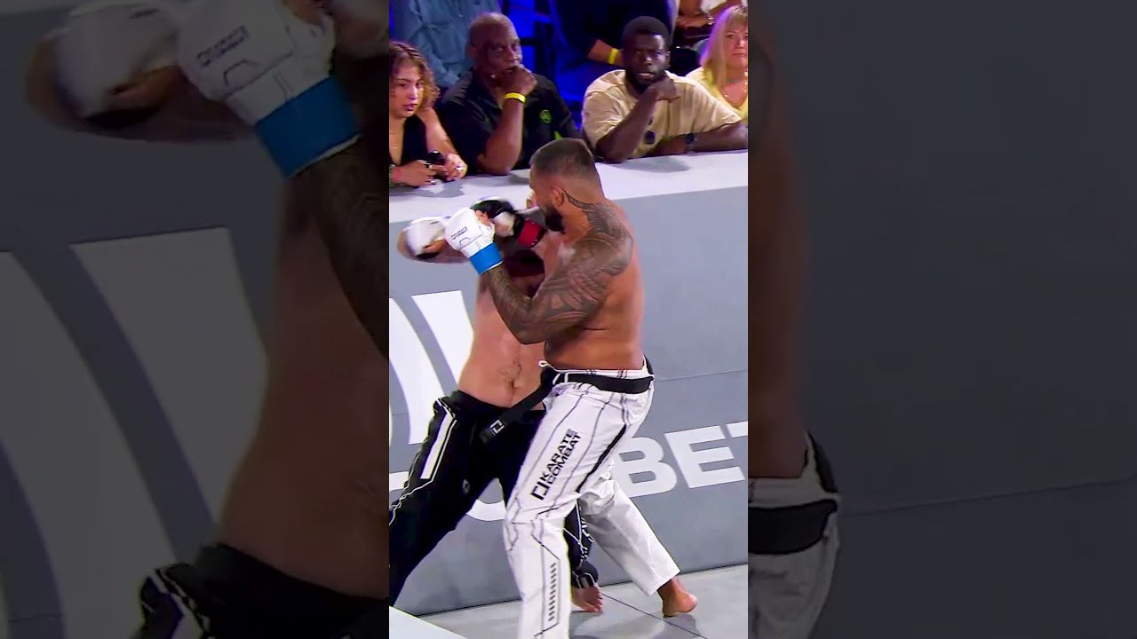 Нокаут в первом раунде! 😮😮