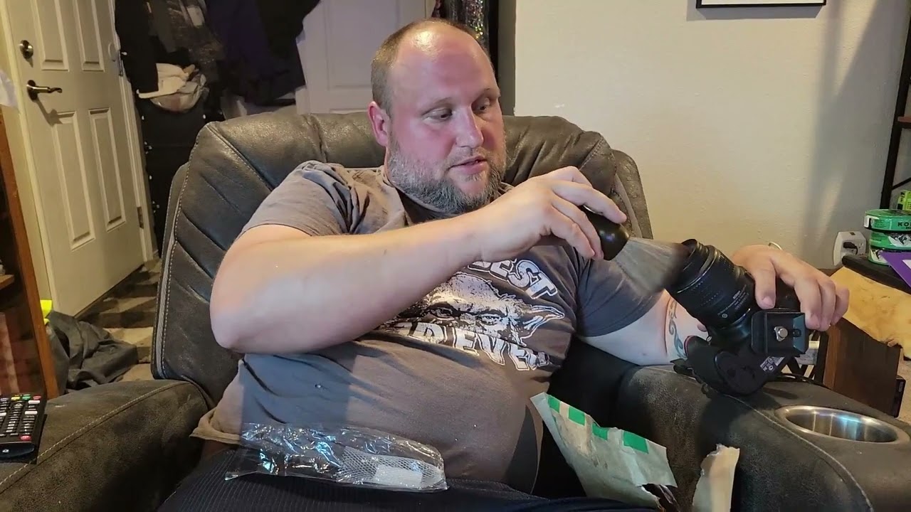 Loading logs with tongs and a tractor and a quick garden tour