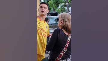 Thủ môn Patrik Le Giang tặng vé và ôm người thân trước trận CAHN vs. SLNA (V.League 2023) #football