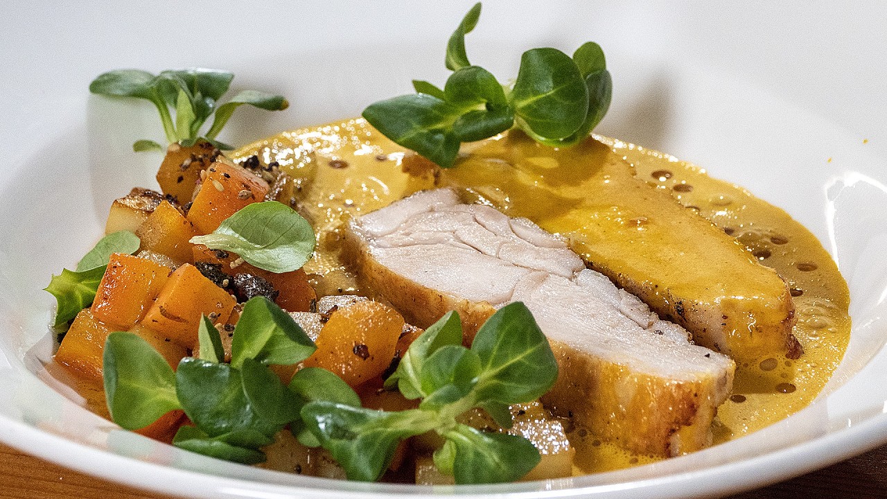 Этот рецепт покорил всю семью! Курица с капустой кольраби и морковным соусом