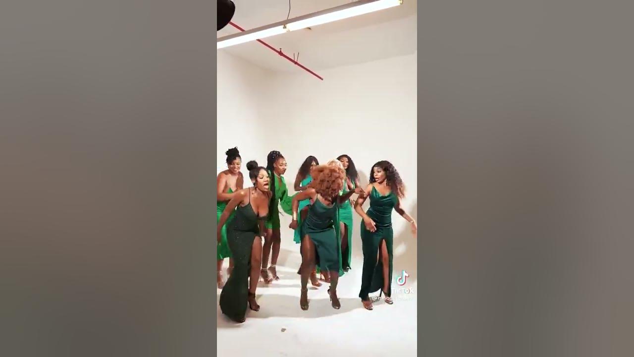 Buga - kizz Daniel ft Tekno #kizzdaniel #tekno #buga #bugatiktokchallenge #latestnigerianmusic2022