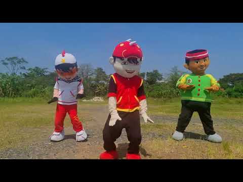 badut-lucu-joget-dj-remix-kau-tinggal-turun-naik-viral-tiktok-asyik-banget