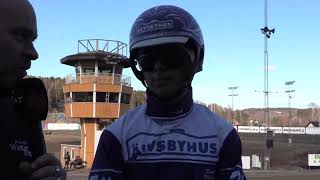 Vidéo de la course PMU SUNDFRAKT VETERANER - STL KLASS II (FORSOK 4 I MEETING 3 - FINAL SOLVALLA 25 MAJ)