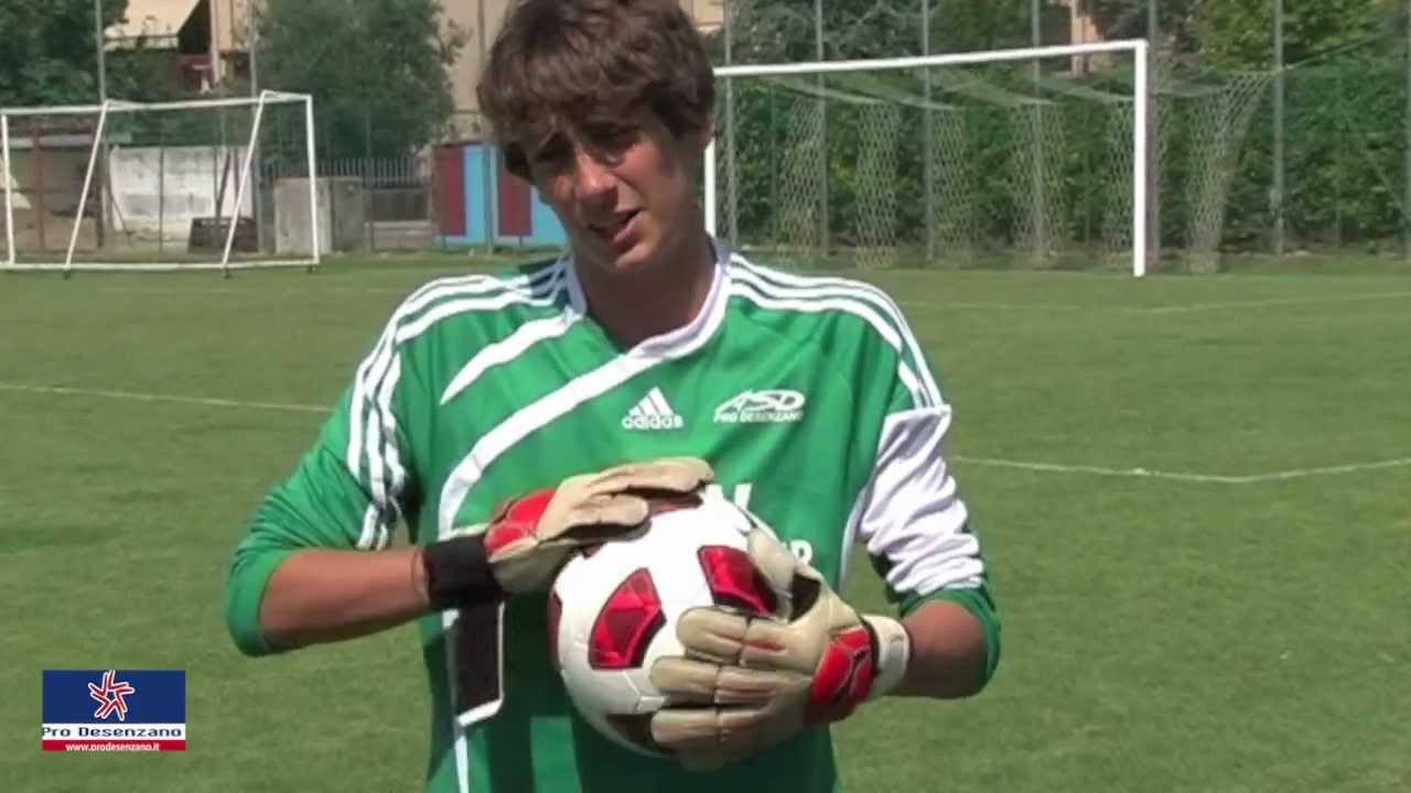 Bozza Tommaso (Portiere Pro Desenzano 2011/2012) YouTube