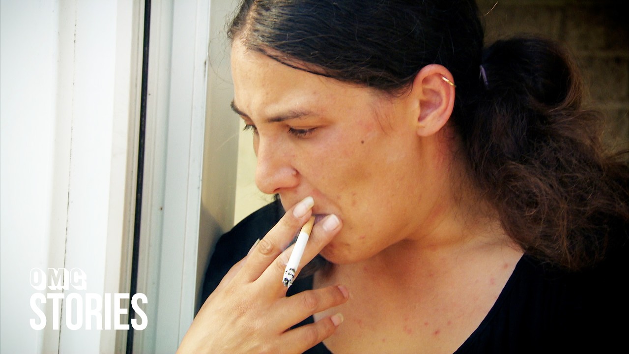 Sheriffs Evict Mother of Six Over Unpaid Rent