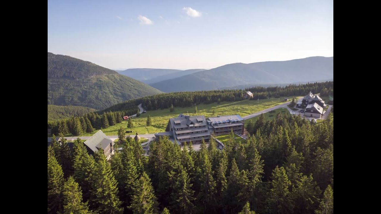 Pohodová nejen letní dovolená na Erlebachově Boudě na hřebenech hor v Krkonoších, 1 150 m n.m.