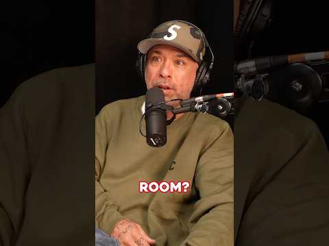 Jo Koy Found Hotel Staff Under His Bed?! | Howie Mandel Does Stuff