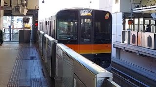 多摩モノレール1000系1104F各駅停車上北台駅行き立川北駅発車