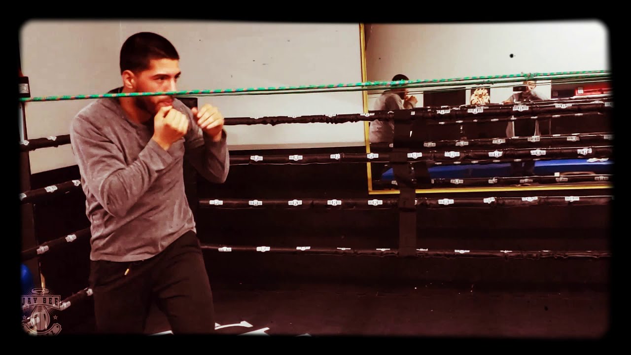 Pablo Melgar doing some Shadow Boxing 🥊