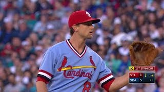STL@SEA: Leake strikes out Clevenger in the 3rd