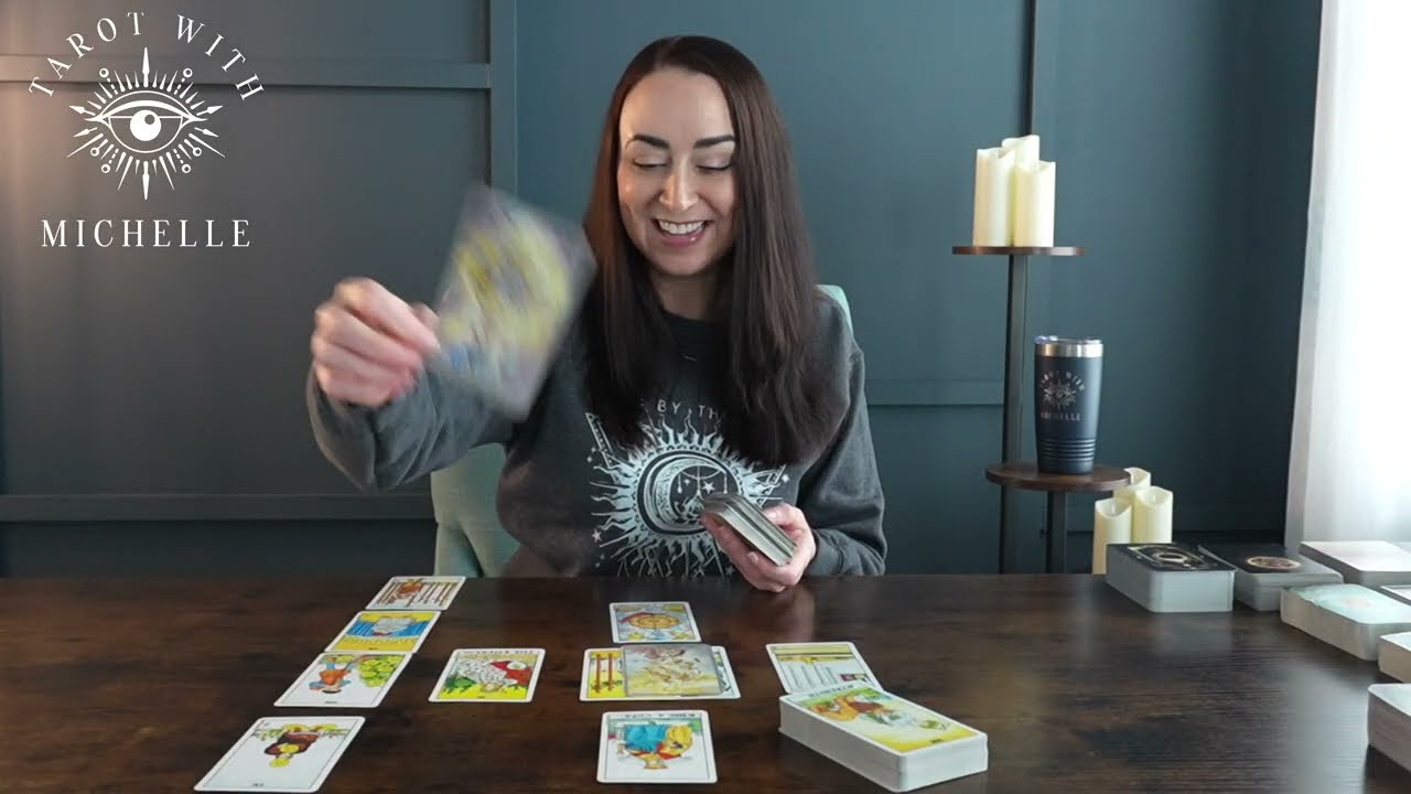 ♓️ Pisces Tarot - Leaning into Your Transformation!