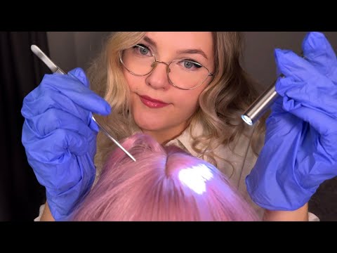 АСМР Проверка на вшей от недовольной школьной медсестры 🐜