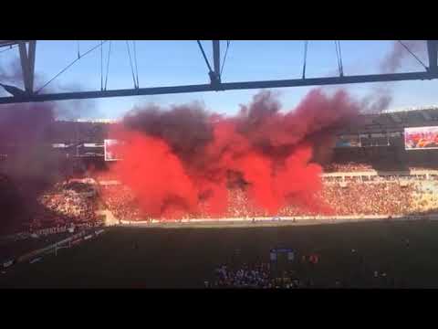 Festa da torcida Rubro-negra no Maracanã. camera iphone 8 plus apk