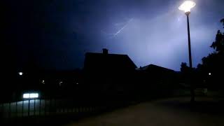 Aufziehende Gewitterfront am 3.8.2026 über Möhnesee - Günne Teil 2! #gewitter