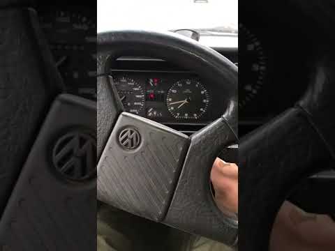 Volkswagen Golf 2 1.6 карб пушка гонка! С пол пинка!