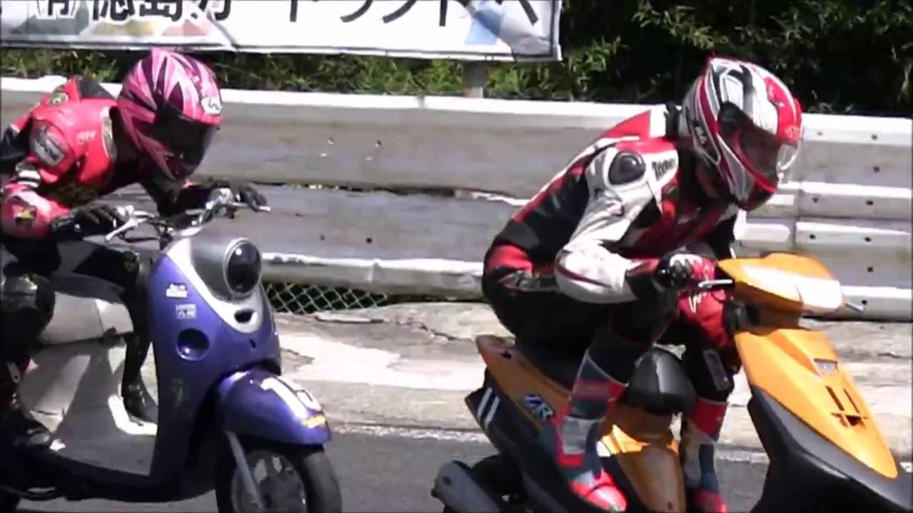 2016 8 28徳島ミニバイクレース スクーター４スト２スト混走 Youtube