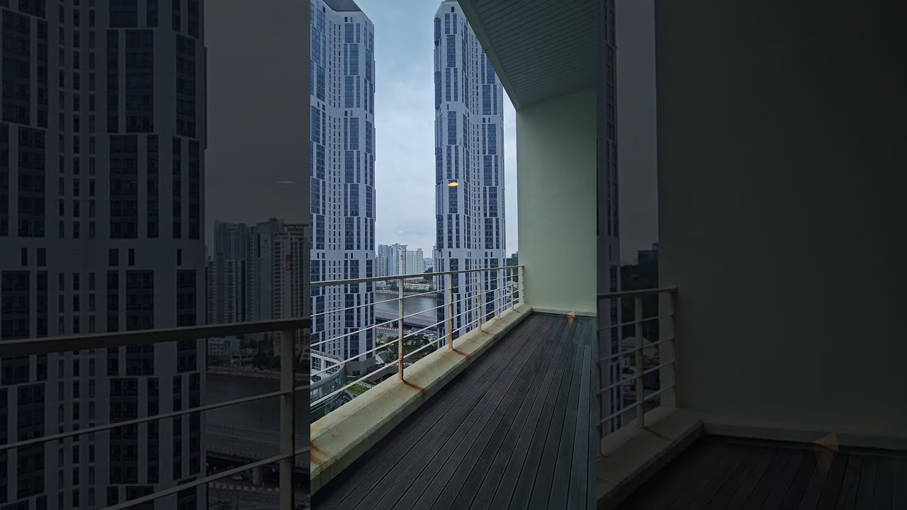 Tower views from Centum Premier Hotel  (부산 센텀프리미어호텔) #busan #shorts